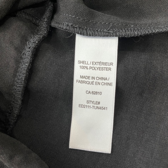 🌸 3/$25 Ricki’s | Black Tunic Blouse - Picture 5 of 6